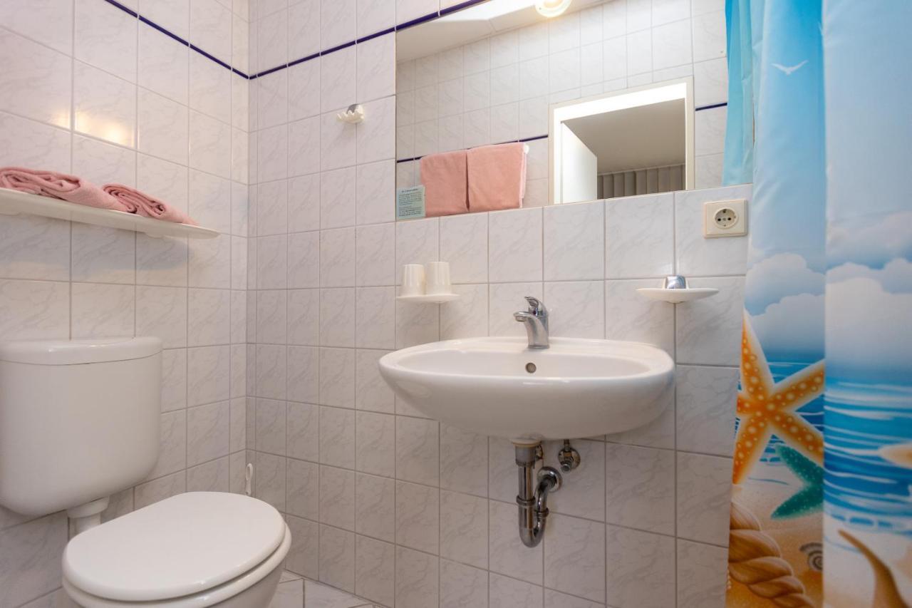 Pension Zum Lindeneck Lübz Exteriér fotografie