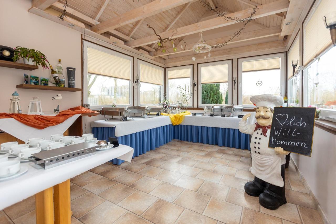 Pension Zum Lindeneck Lübz Exteriér fotografie